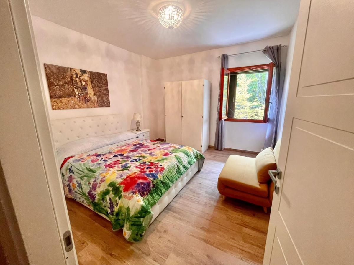 Ferienwohnung La Tana Del Capriolo Prati di Tivo Exterior foto