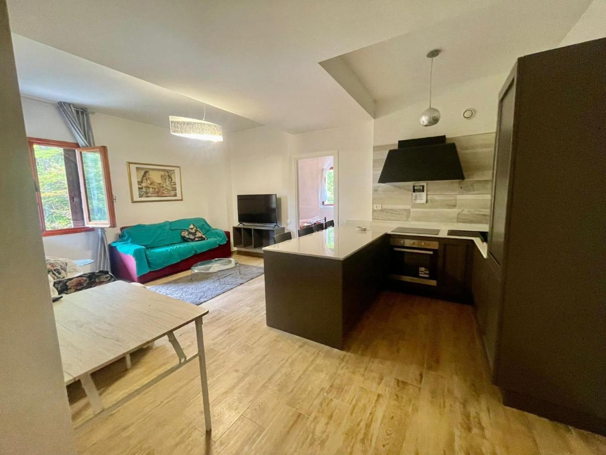 Ferienwohnung La Tana Del Capriolo Prati di Tivo Exterior foto